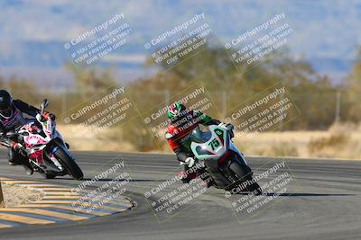 media/Jan-10-2025-CVMA Friday Practice (Fri) [[489e0da257]]/Group 4 and Trackday/Session 5 (Turn 7)/